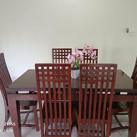 Homestay Yasmeen 马江 外观 照片